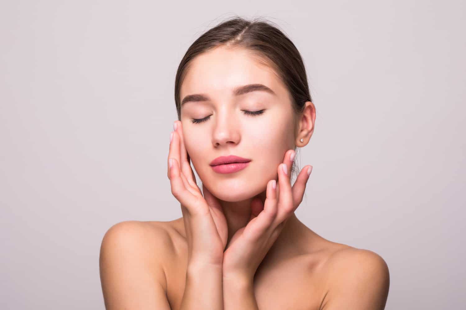 What Are the Benefits of Hyaluronic Acid in Skin Booster Treatments?