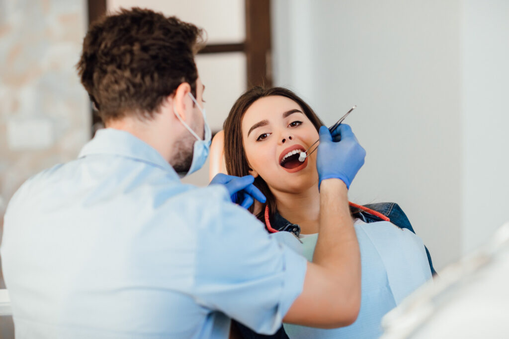 Teeth Whitening in Kitchener